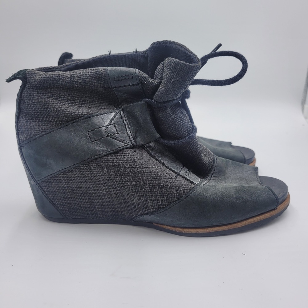 Sorel Lake Lace Up Open Peep Toe Wedge Booties Black Leather Canvas Size 8 Shoes